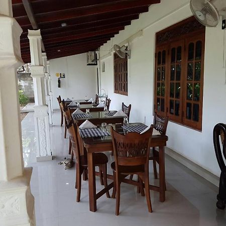 Great Wall Tourist Rest Anuradhapura Ngoại thất bức ảnh